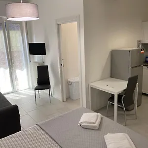 Stadio 1 - Monolocali Con Bagno Privato Apartament