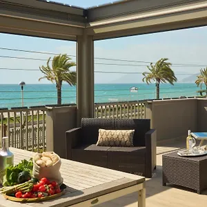 terrazza-sul-mare-a-pietra-ligure.hotelitalianriviera.com/