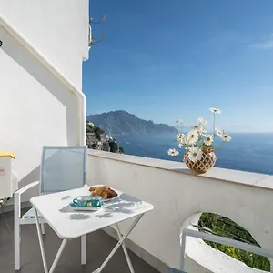https://casa-novella.hotels-amalfi.com